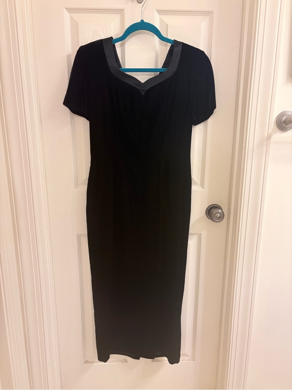 Talbots Black Short-Sleeve Velvet Midi Dress with Satin Trim